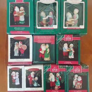 Hallmark mr & Mrs Claus ornament complete set